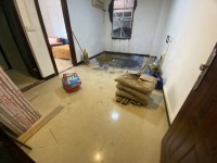 市中心一房一廳900元，單間有400，有 環(huán)城南路