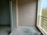 東興花園步梯黃金樓層出去方便性價比高 東興花園