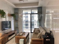 大社區(qū)，生活便利，2室1600元/月精1 尚品名居