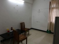 1室1廳1衛(wèi)1陽臺(tái)1000元/價(jià)格實(shí)惠1 盛世大廈
