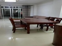 華隆花園3室2廳1衛(wèi)1陽(yáng)臺(tái)1200元/月 華隆花園