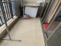 出售東湖新凈步梯三房，南北對流，視野開闊 東興花園