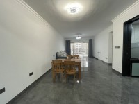 旗峰花園全新首出租三房2200家電齊全 聯(lián)興旗峰花園