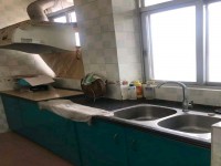 東興花園步行中層，2房2廳，家私電器齊全 東興花園