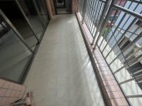 銀灣居步梯大3房 房屋斯文干凈 超大陽臺(tái) 銀灣居