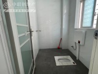 送三樓大平臺(tái)，在平臺(tái)還可以打羽毛球 卓信新城