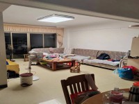 出租鉑金灣步梯高層，精裝3房，月租100 中興名志鉑金灣