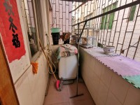 東興花園，三房改二房，戶型方正實(shí)用，近市 東興花園