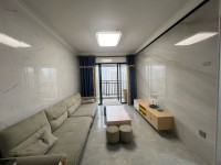 城北新區(qū)電梯新凈出租兩房?jī)蓮d兩衛(wèi) 尚品名居
