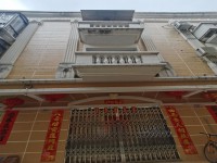 城北聯(lián)排別墅 南向 保養(yǎng)新凈，前路10米 玫瑰園