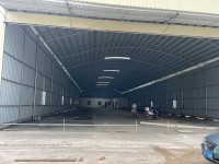 人民橋附近 廠房出租 分別400方 60 國鼎中央公園