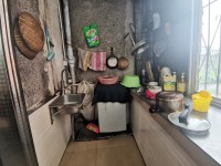 城南市場附近步梯中層兩房 育源家園