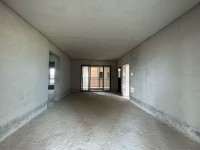 綿登廣場，南北通透 安靜 視野開闊 電梯 綿登廣場