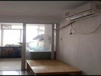 東興花園步梯中層，2房2廳，樓下有公用么 東興花園