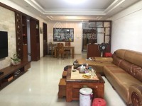 中興名志鉑金灣3室2廳2衛(wèi)，白領(lǐng)打工族快 中興名志鉑金灣