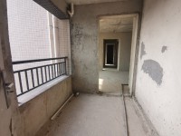 高端小區(qū)國鼎中央單價5200 御景半島