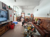 城南市場附近步梯高層，保養(yǎng)新凈85方2房 雅居園