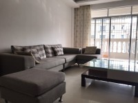 東湖片區(qū)步梯中層，家私電器齊全，拎包入住 林科所宿舍