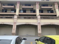 興華路商 住一體，占地5Ⅹ18，前路48 東湖私宅