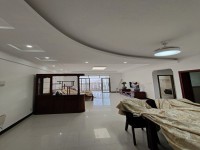 出租東湖廣場(chǎng)精裝4房，拎包入住 盛世大廈