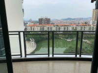 春天花園四房，望公園！拎包入住即可！ 春天花園
