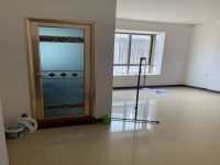 出售朝陽路私宅，交通方便，房屋新凈 朝陽路