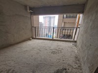 聯(lián)興旗峰花園 全新裝修三房二廳二衛(wèi) 僅售 聯(lián)興旗峰花園