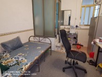市中心步梯底層單間出售，無證的 華隆漠陽商住樓