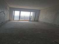 真正的景觀好房，動(dòng)靜結(jié)合，綿登廣場(chǎng),無遮 綿登廣場(chǎng)