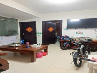 紅旗路，大型社區(qū)，陽(yáng)光充足，普通，居家選 紅旗路