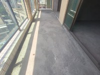 市中心毛坯3房，帶大陽臺(tái) 都市明珠