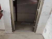 市中心可做鋪，4ⅹⅡ占地，三層，前16米 市中心私宅