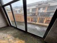 同興花園，南北通透 安靜 視野開闊 同興花園