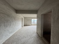 毛坯3室2廳2衛(wèi)1陽(yáng)臺(tái)南北通透，交通便利 柏麗豪園