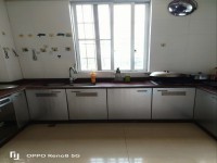 華隆漠陽樓，近市場，樓下就是學(xué)校，視野開 華隆漠陽商住樓