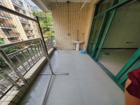 東湖廣場旁邊，步梯低層，戶型靚 御景園