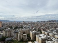 戶型方正，143㎡1萬元，采光好 暢達(dá)龍鳳山莊