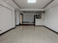 近城南市場，交通方便，電梯房 卓信新城