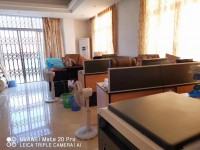 市中心精裝兩房可住可辦公，培訓(xùn)班，價(jià)格美 高地家園