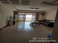 新暉雅苑交通便利，拎包入住。3室2廳2衛(wèi) 新暉雅苑