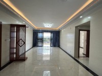 金河灣，視野開闊，3室2廳2衛(wèi)2陽(yáng)臺(tái)12 金河灣