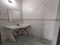 3室2廳2衛(wèi)1陽臺，房型正氣，采光佳 華隆豪宅